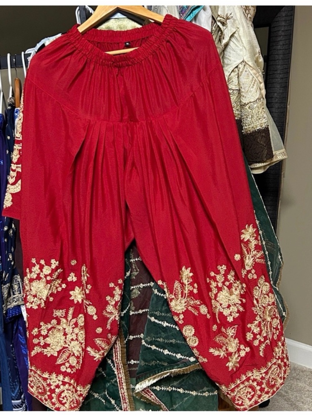 Pakistani designer— Ali Xeeshan https://alixeeshanempire.com - Picture 9 of 9